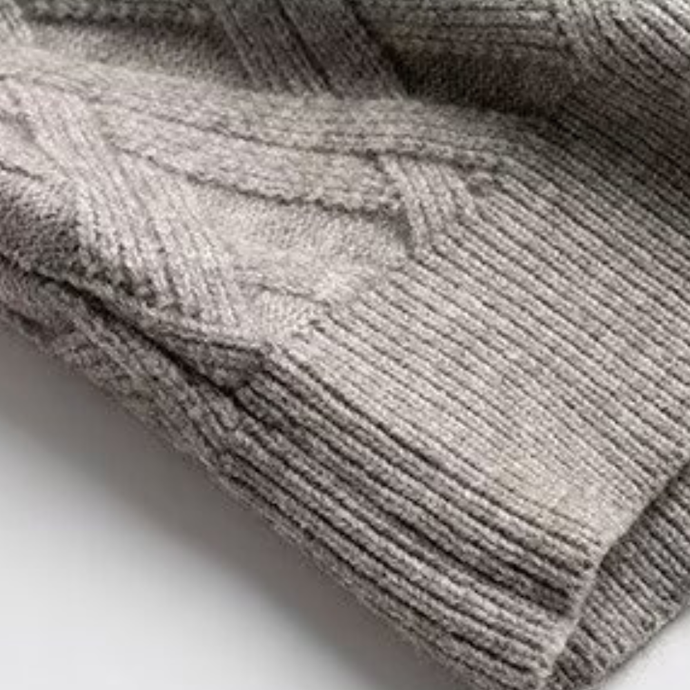 SWETER Z DZIANINY ALARIC FINN