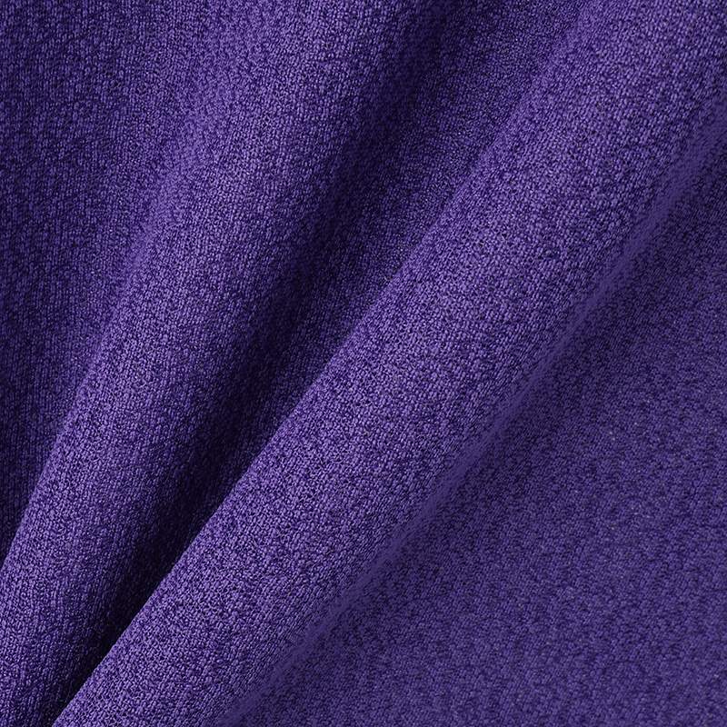 ODDYCHAJĄCA CIENKA KOSZULKA ROMA