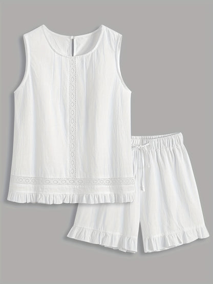 Luźny bawełniany komplet – bluzka z koronką bez rękawów i szorty z falbanką